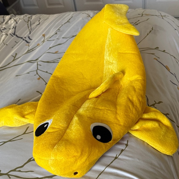 Pink Fong Baby Shark Costume 3T Yellow with Sound Chip - Picture 9 of 9